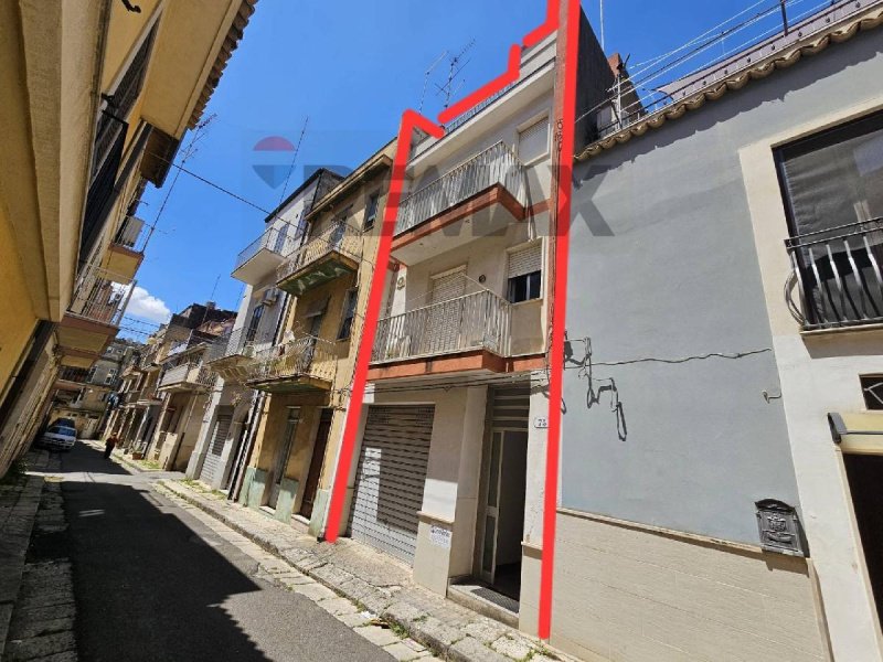 Casa independiente en Ragusa