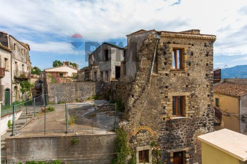 Casa semi-independiente en Castiglione di Sicilia