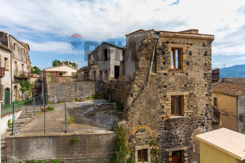 Casa semi-independiente en Castiglione di Sicilia