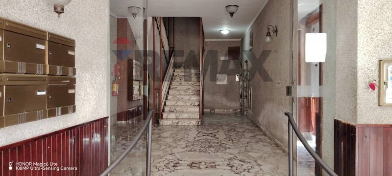 泰尔米尼-伊梅雷塞公寓