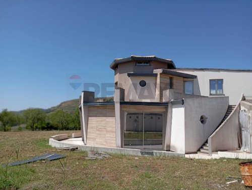 Villa i Aidone