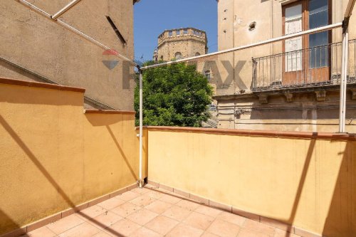 Casa geminada em Caltagirone