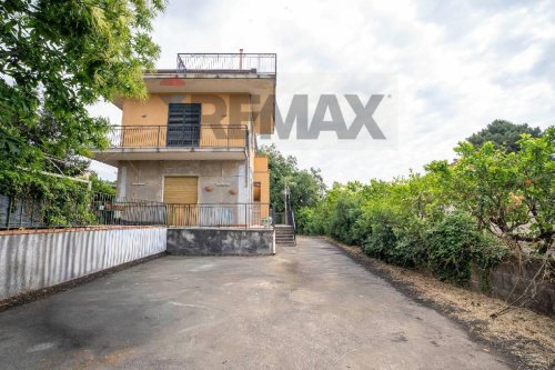 Apartamento em Aci Sant'Antonio
