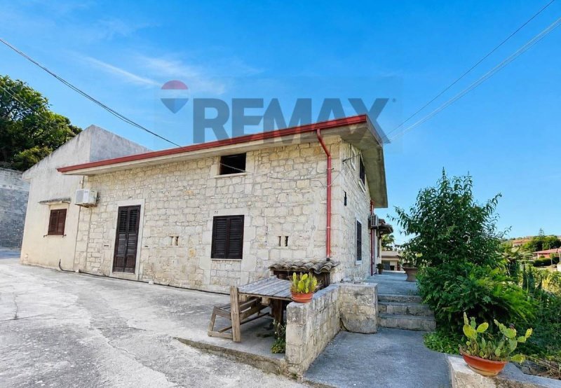 Casa indipendente a Modica
