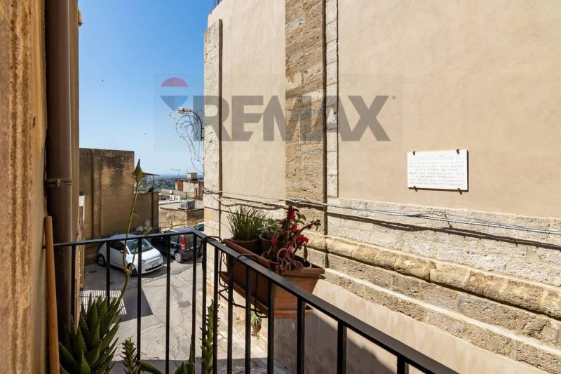 Casa independente em Caltagirone