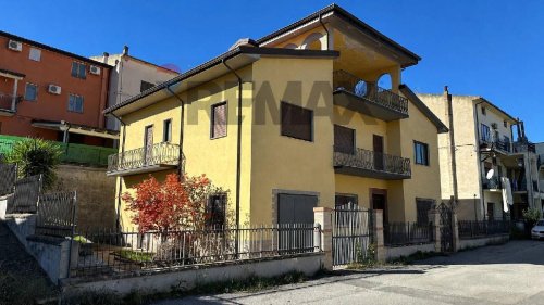 Villa in Altomonte