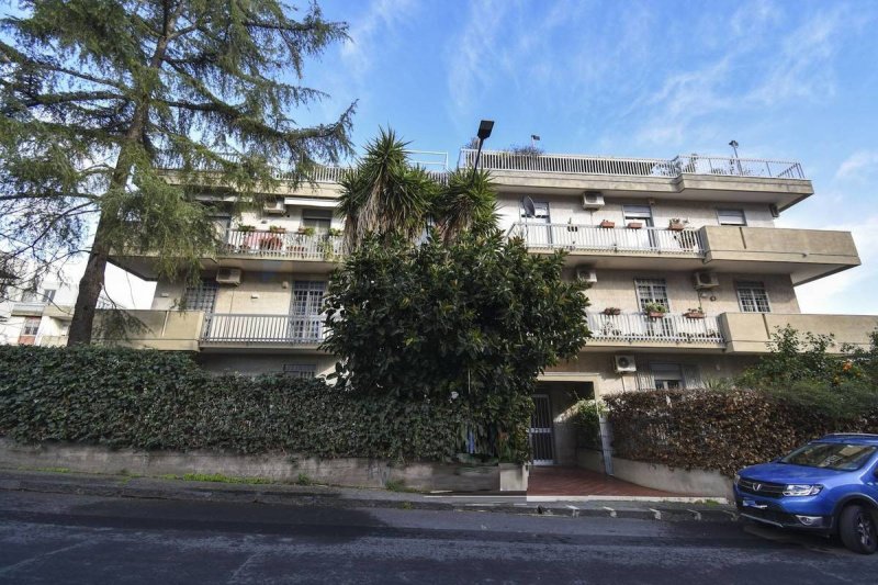Apartamento em Sant'Agata li Battiati