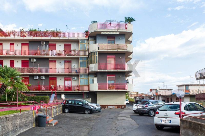 Apartment in Aci Catena