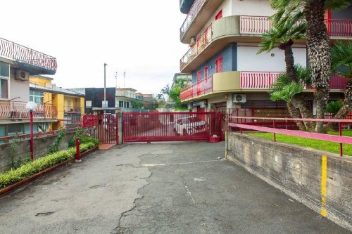 Apartamento en Aci Catena