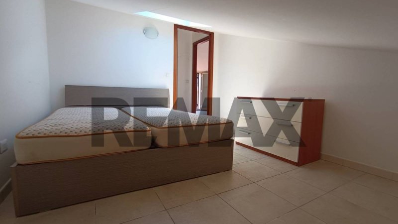 Apartment in Aci Catena