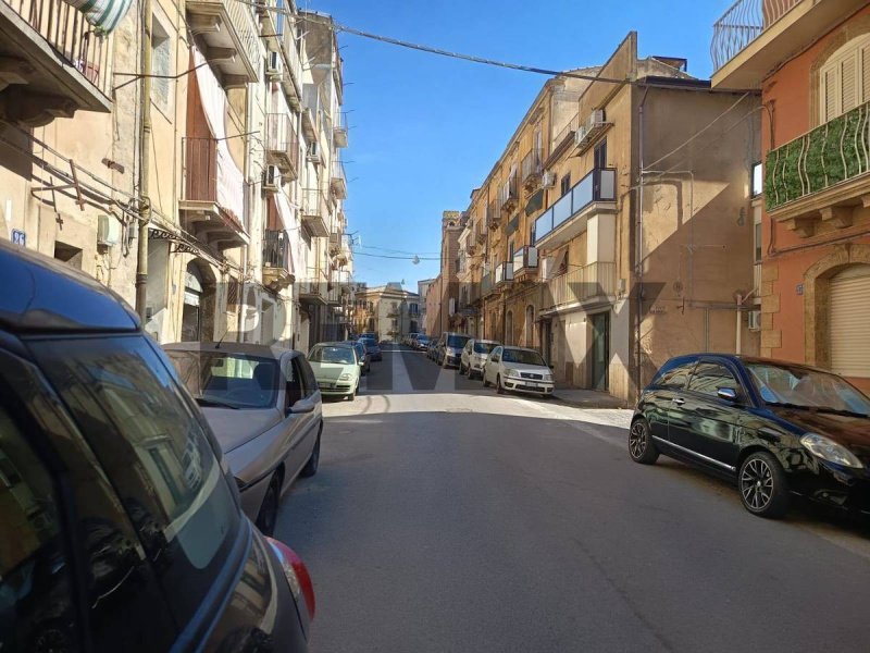 Vrijstaande woning in Caltagirone