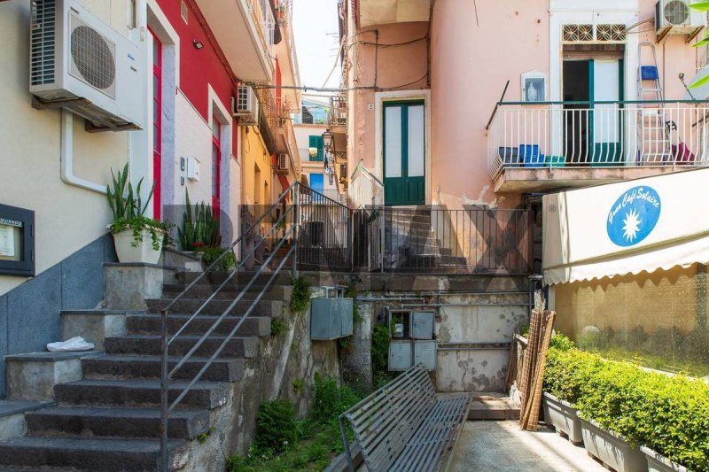 Vrijstaande woning in Aci Castello