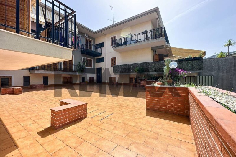Apartamento em Acireale
