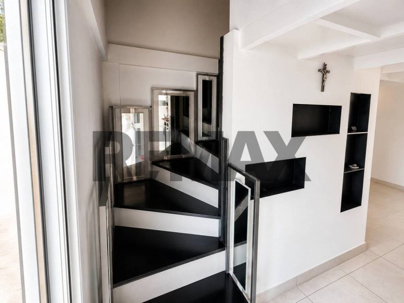 Zakelijk onroerend goed in Acireale