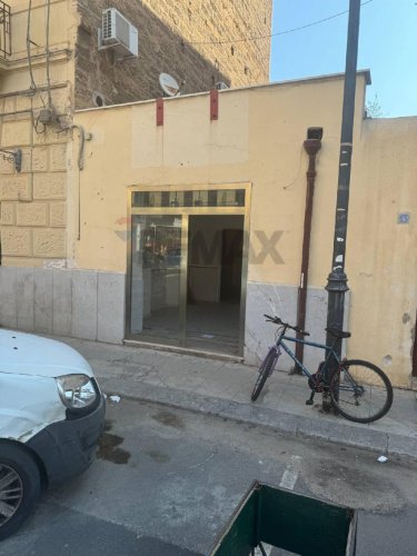 Bedrijfspand in Palermo