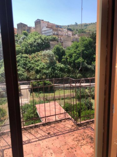 Casa geminada em San Michele di Ganzaria