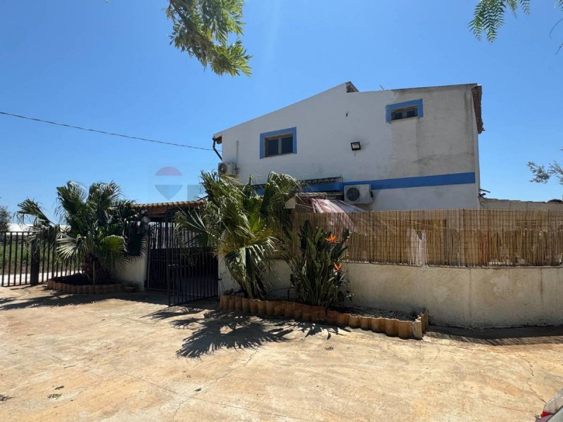 Villa en Portopalo di Capo Passero