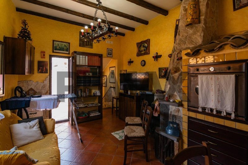 Casa indipendente a Acireale
