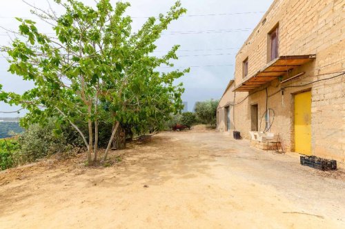 Casa di campagna a Caltagirone