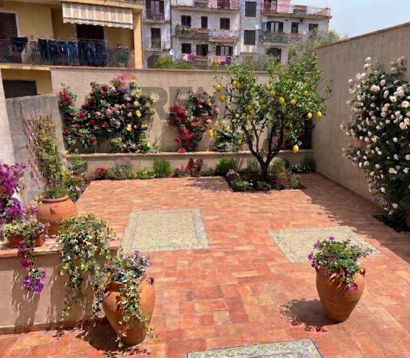 Casa indipendente a Pedara