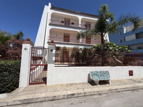 Wohnung in Terrasini