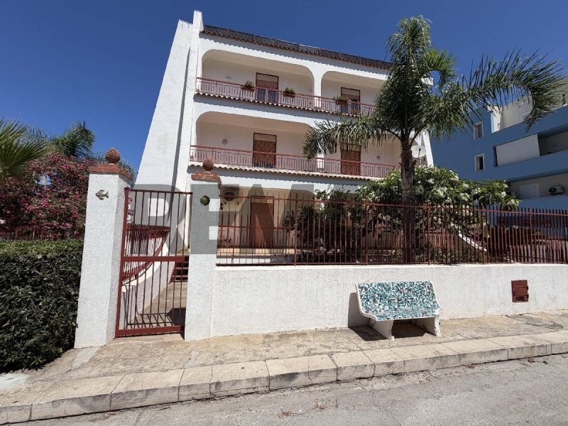 Wohnung in Terrasini