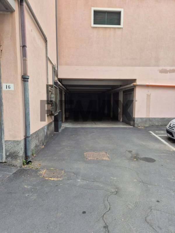 Zakelijk onroerend goed in Acireale