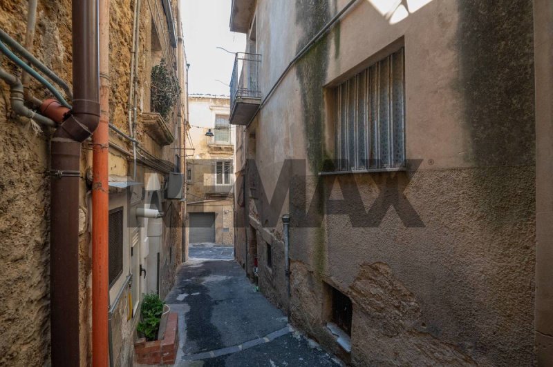 Lägenhet i Caltagirone