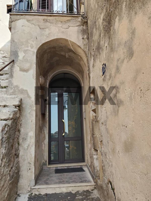 Maison individuelle à Monterosso Almo