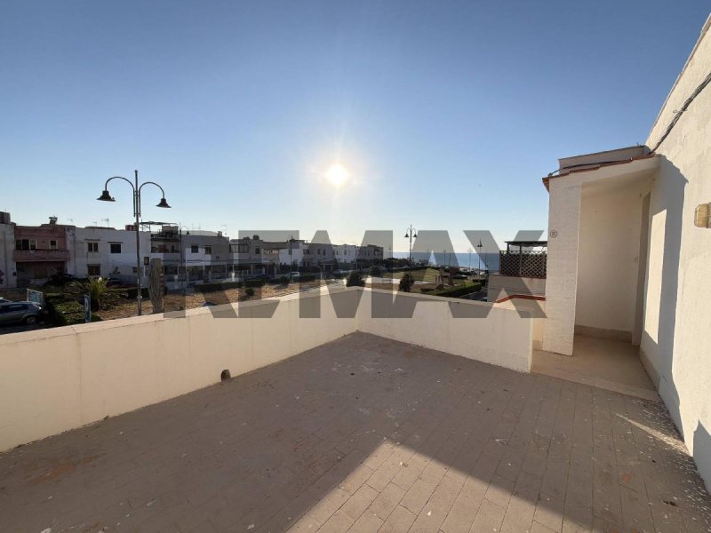Vrijstaande woning in Terrasini