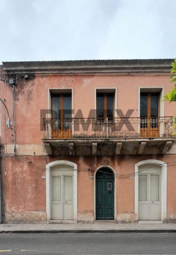 Lägenhet i Fiumefreddo di Sicilia