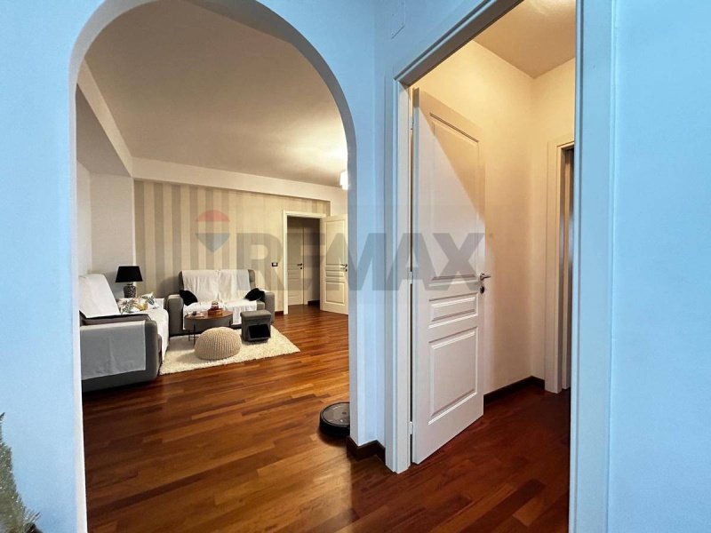 Apartamento em Floridia