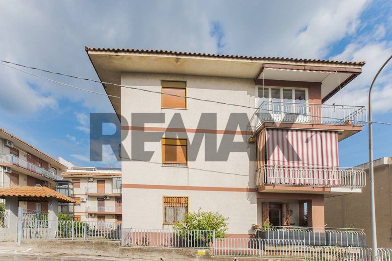 Apartamento en Fiumefreddo di Sicilia