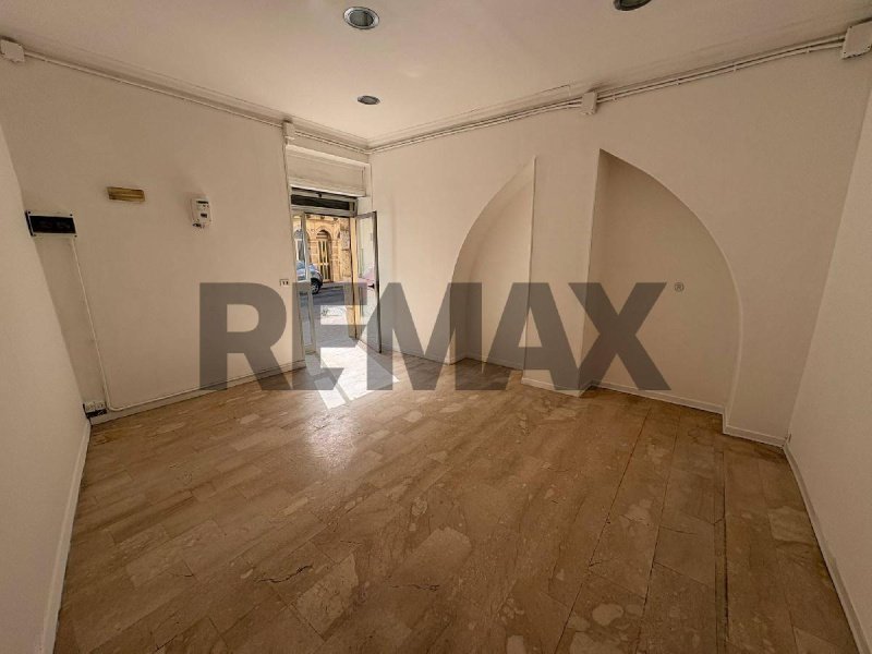 Inmueble comercial en Caltagirone