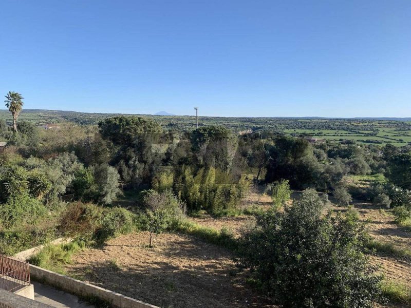 Wohnung in Canicattini Bagni