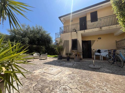 Vrijstaande woning in Noto