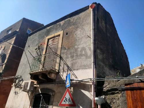 Semi-detached house in Catania