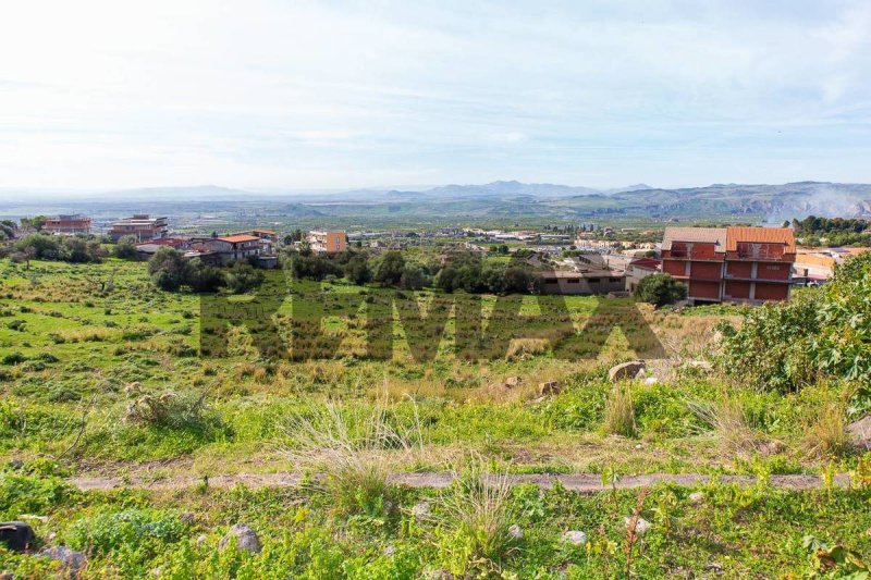 Byggtomt i Paternò