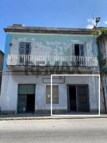 Inmueble comercial en Pace del Mela