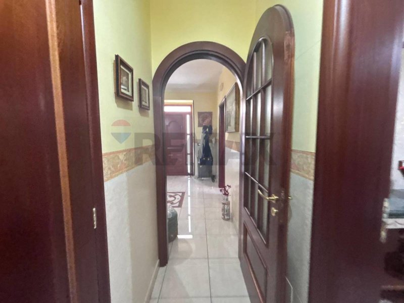 Casa semi-independiente en Noto