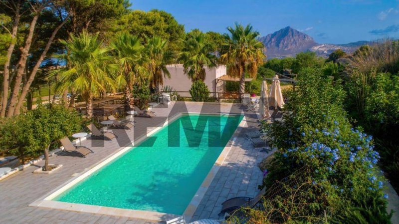 Villa a Valderice