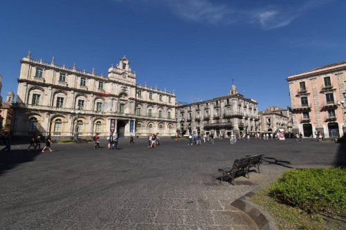 Bedrijfspand in Catania