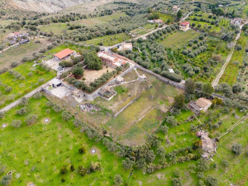 Huis op het platteland in Centuripe