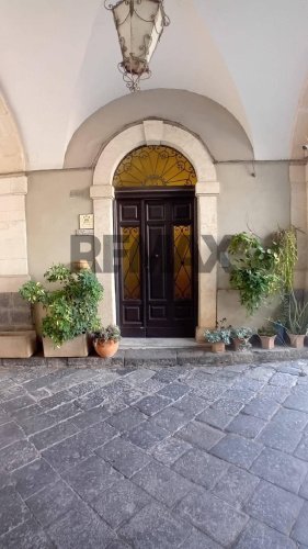 Bedrijfspand in Catania
