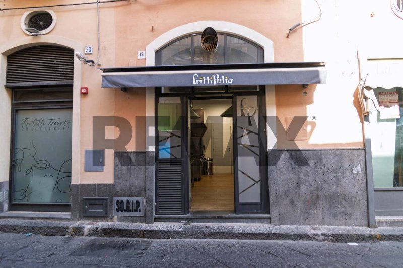 Zakelijk onroerend goed in Acireale
