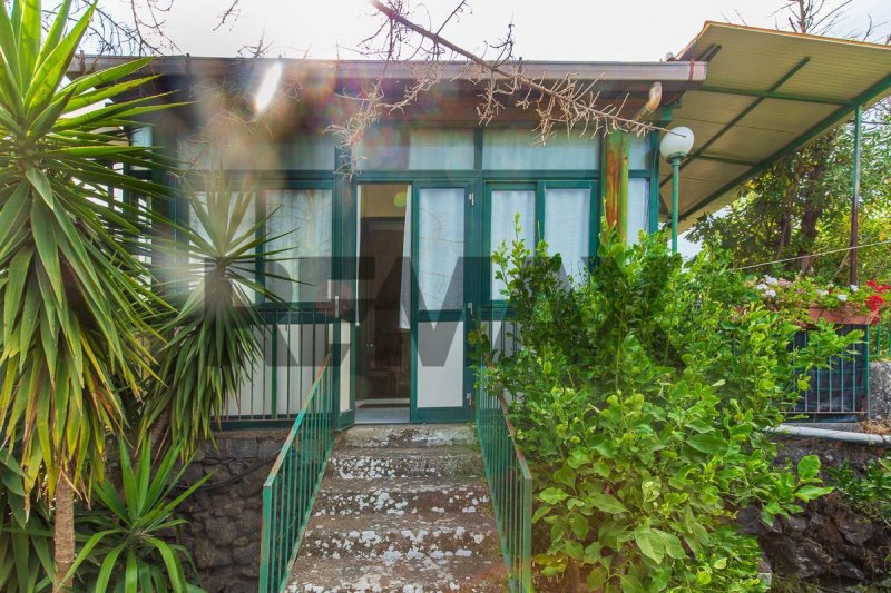 Vrijstaande woning in Zafferana Etnea
