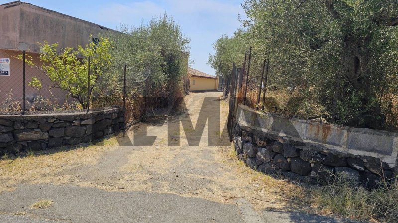Terreno agrícola en Giardini-Naxos