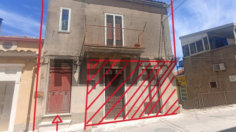 Casa independiente en Chiaramonte Gulfi