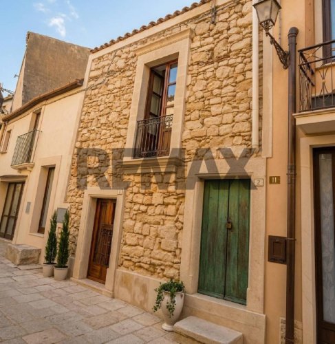 Vrijstaande woning in Chiaramonte Gulfi