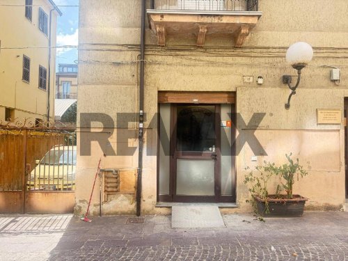 Kommersiell byggnad i Cosenza
